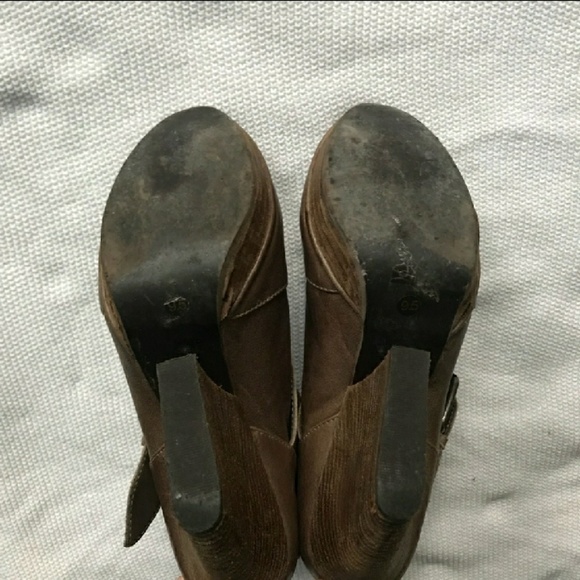 Dolce Vita Platform Booties - Picture 6 of 8